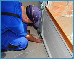 United Garage Door Center Line, MI 586-473-1524 United Garage Door Center Line, MI 586-473-1524 - sidebar-door-maintaince-15-05m